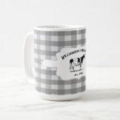 Gris Buffalo Plaid Farm Cow Coffee Mug (Devant gauche)