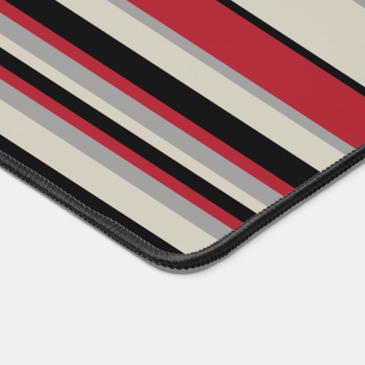 Gris complexes - Rouge, gris, noir et blanc os (Coin)