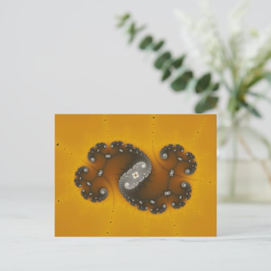 Gris Créature - Carte Postale Fractée (Debout devant)