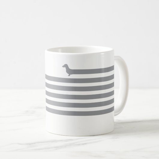 Gris drôle de tasse de teckel (Devant droit)