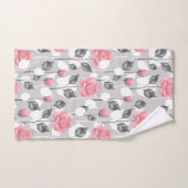 Gris et rose. Modèle floral serviette de bain (Serviette à main)