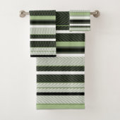Gris, vert, rayures blanches. (En situation)