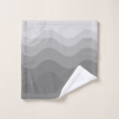 Gris Wavey Stripe moderne (Gant de toilette)