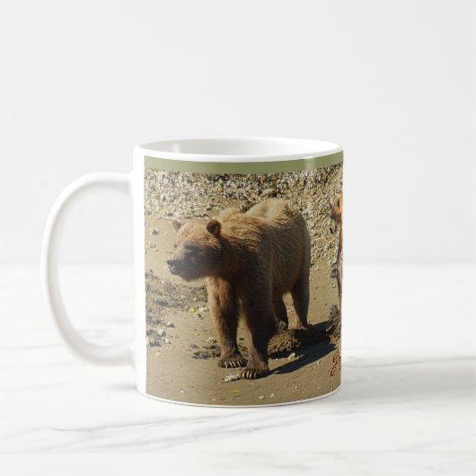 Grizzly Oears Wildlife Art Coffee Mug (Gauche)
