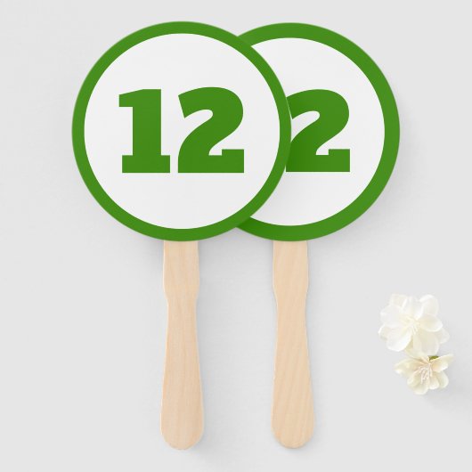 groen aangepast nummer handwaaier (Voorkant en achterkant)