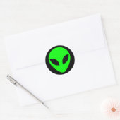Groen Alien Hoofd en Zwart Ronde Sticker (Envelop)