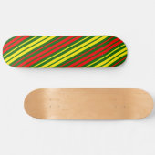 Groen Geel Rood Verticaal Strepen Design Skateboard (Horizontaal)