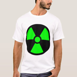 Groen klaverblad symbool op zwarte achtergrond t-shirt