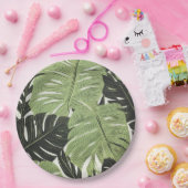 Groen oerwoud bladeren, vet en modern papieren bordje (Feest)