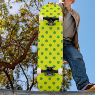 Groen Op Geel Stippen Patroonontwerp  Skateboard