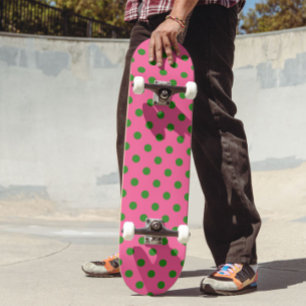 Groen op roze stippen Patroonontwerp Skateboard