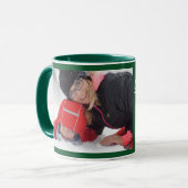 Groen personaliseer de Mok van de Coffee van het M (Voorkant links)
