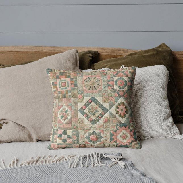 Groen Roze Patchwork Quilt Rustiek Retro  Kussen (Creator heeft geüpload)