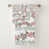 Groen Roze Rand Retro Y2K 70s Bloempatroon Bad Handdoek (Insitu)