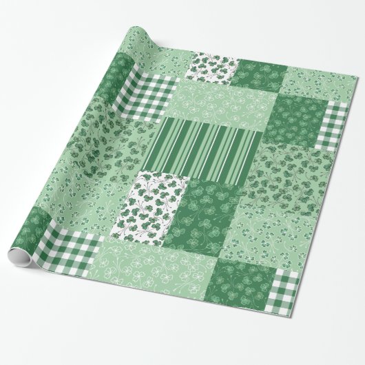 Groen Shamrocks Faux Patchwork Verpakkingsdocument Cadeaupapier (Uitgerold)