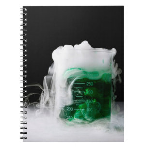 Groen vloeibaar gasbekergas notitieboek