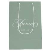 Groen Wit Groom Elegant Script Kalligrafie Medium Cadeauzakje (Achterkant)