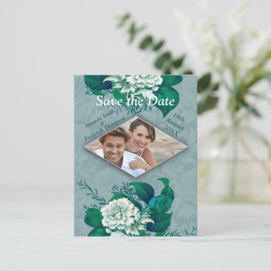 Groen/Witte Rozenbloemen op Groen patroondocument Aankondigingskaart (Staand voorkant)