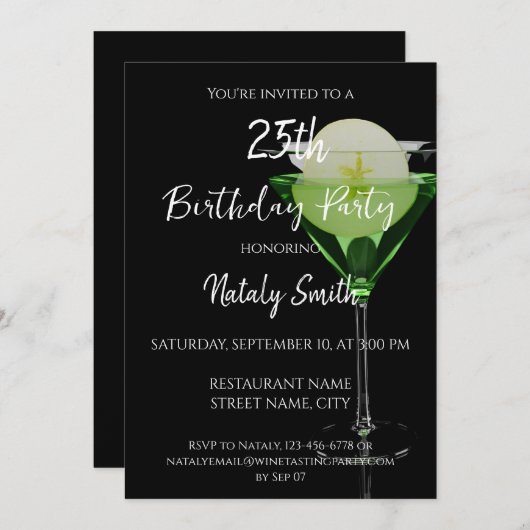 Groene appletini cocktail met plakje appel kaart (Voorkant / Achterkant)