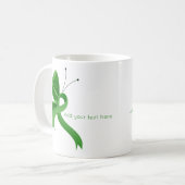 Groene Bewustmakingslint Vlinderkoffie Mok (Voorkant links)