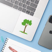 Groene boom op gras sticker (Laptop met iPhone)