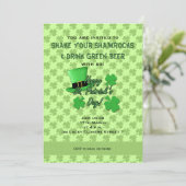 Groene bovenhoed Shamrocks St. Patricks Day Invite Kaart (Staand voorkant)