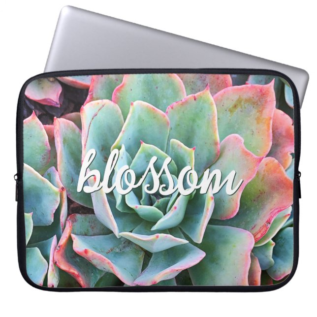 Groene Cactus Succulent Fotografie Bloesem Script Laptop Sleeve (Voorkant)
