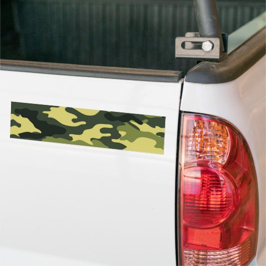 Groene camouflage bumpersticker (Op Truck)