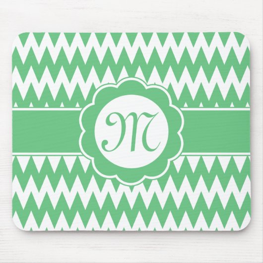 Groene Chevron Pattern & Monogram Flower Muismat (Voorkant)