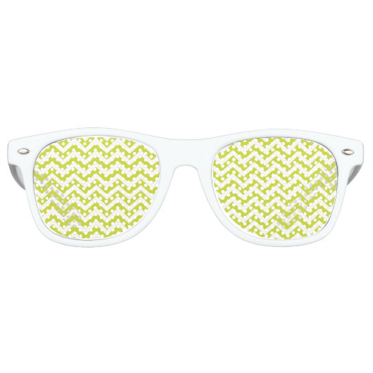 Groene Chevron Stripe Pattern Retro Zonnebril (Voorkant)