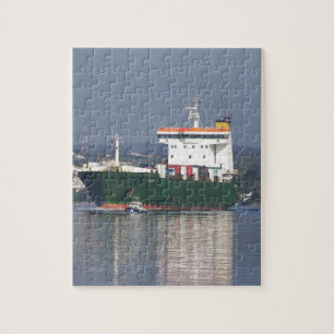 Groene commerciële vehikelferry legpuzzel