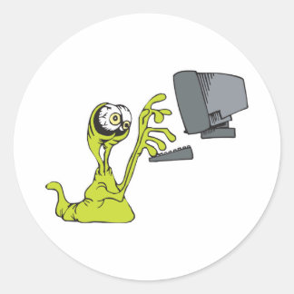 groene computer typende alien monster blob ronde sticker