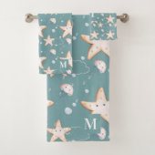 Groene donkercyaanmonogram van stervis bad handdoek (Insitu)