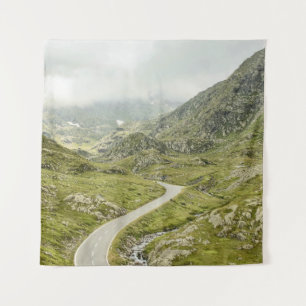 GROENE DRUKVELD EN MOUNTAS WANDKLEED