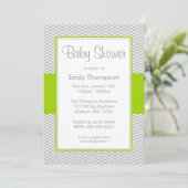 Groene en Grijze Chevron Baby Shower Invitaties Kaart (Staand voorkant)