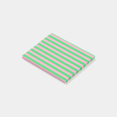 Groene en roze strepen post-it® notes (Schuin)