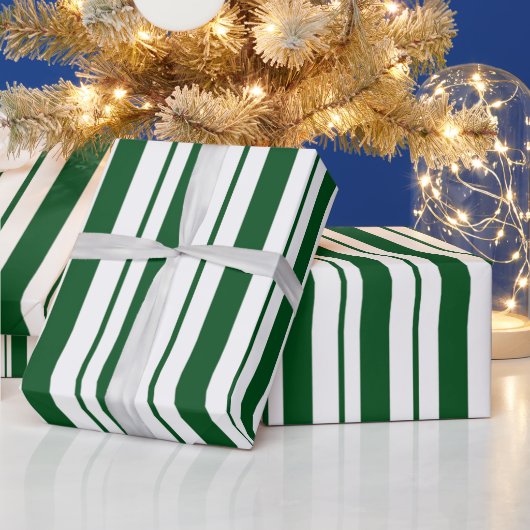 Groene en witte Candy Cane Stripes Cadeaupapier (Feestdagen)