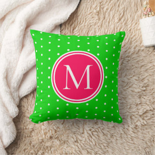 Groene en witte pooldop met roze monogram kussen