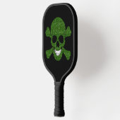 Groene glitterschedel en kruisgraten pickleball paddle (Links)