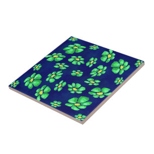 Groene grillige bloemen madeliefjes op blauwe acht tegeltje