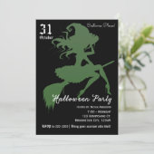 Groene Heks Vliegende Broomstick Halloween Feest Kaart (Staand voorkant)