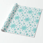  groene kerstsnowflakes op winterwit cadeaupapier (Uitgerold)
