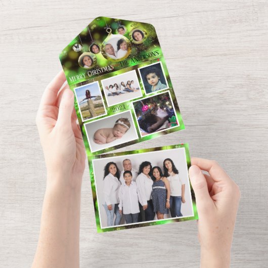 Groene kerstversiering voegt familiefoto's toe vak all in one uitnodiging (Afscheurbaar)