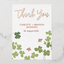 Groene klaverbladeren. Bruiloft dank u goud Folie Uitnodiging