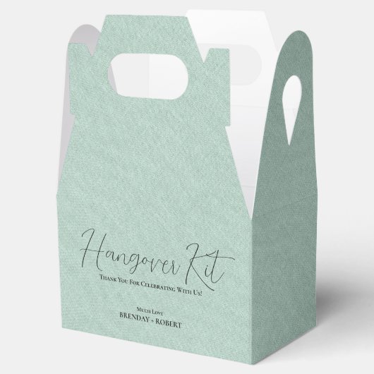 Groene linnen Simple Script Hangover Recovery Kit Bedankdoosjes (Geopend)