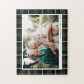 Groene moderne rustieke tartan check familie foto legpuzzel (Verticaal)