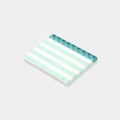 Groene Munt Pyramide Shapes & Stripes Post-it® Notes (Schuin)