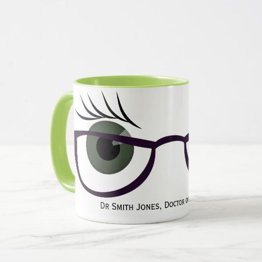 Groene ogen en glazen mok (Voorkant links)