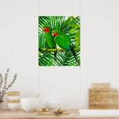 Groene papegaaien in een Oerwoud-instelling Poster (Keuken)
