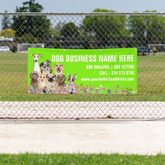 Groene Puppies Bloemrijke Botanische Hond Zit Spandoek (Insitu)